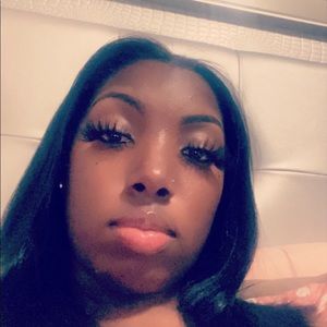 Meet your Posher, Lennasia